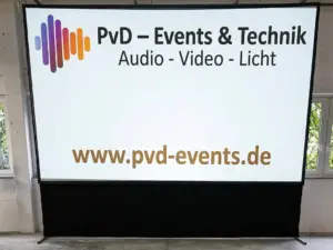 Große Rahmenleinwand 460 cm breit zur Miete bei PvD Events in Hüllhorst.