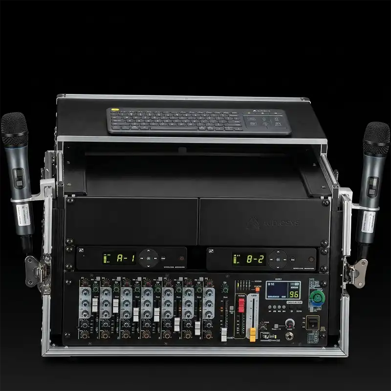 Professionelles Karaoke- und Jukebox-Case mit integriertem Touchscreen, PC und Mischpult zur Miete in OWL