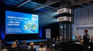 Dual-Setup mit zwei Panasonic PT-VMZ71EJ Laser-Beamern für 14.000 ANSI Lumen auf einer 6,50m Leinwand bei einer Firmenveranstaltung in Hüllhorst.